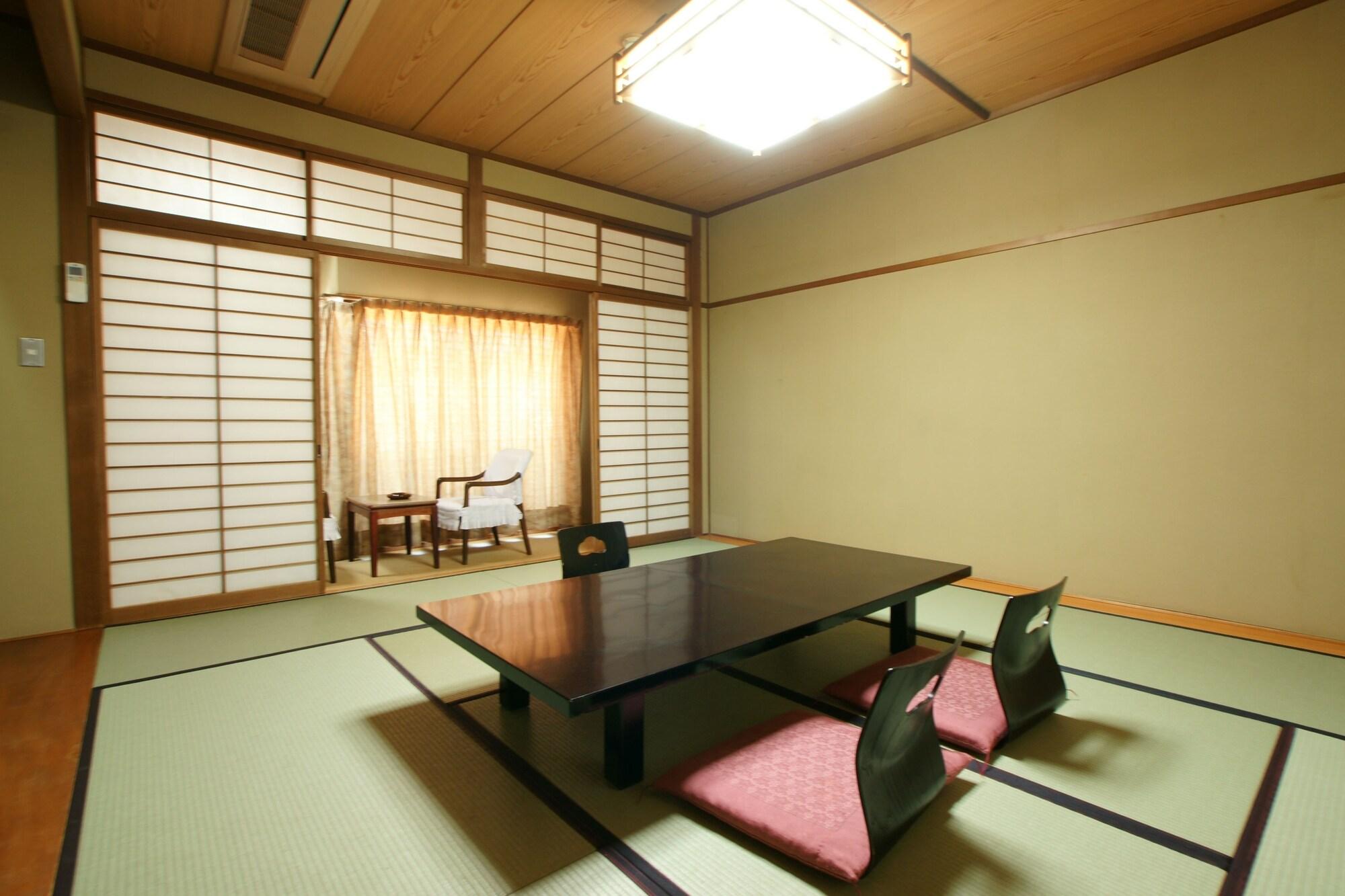 Imakuni Ryokan Такатихо Экстерьер фото